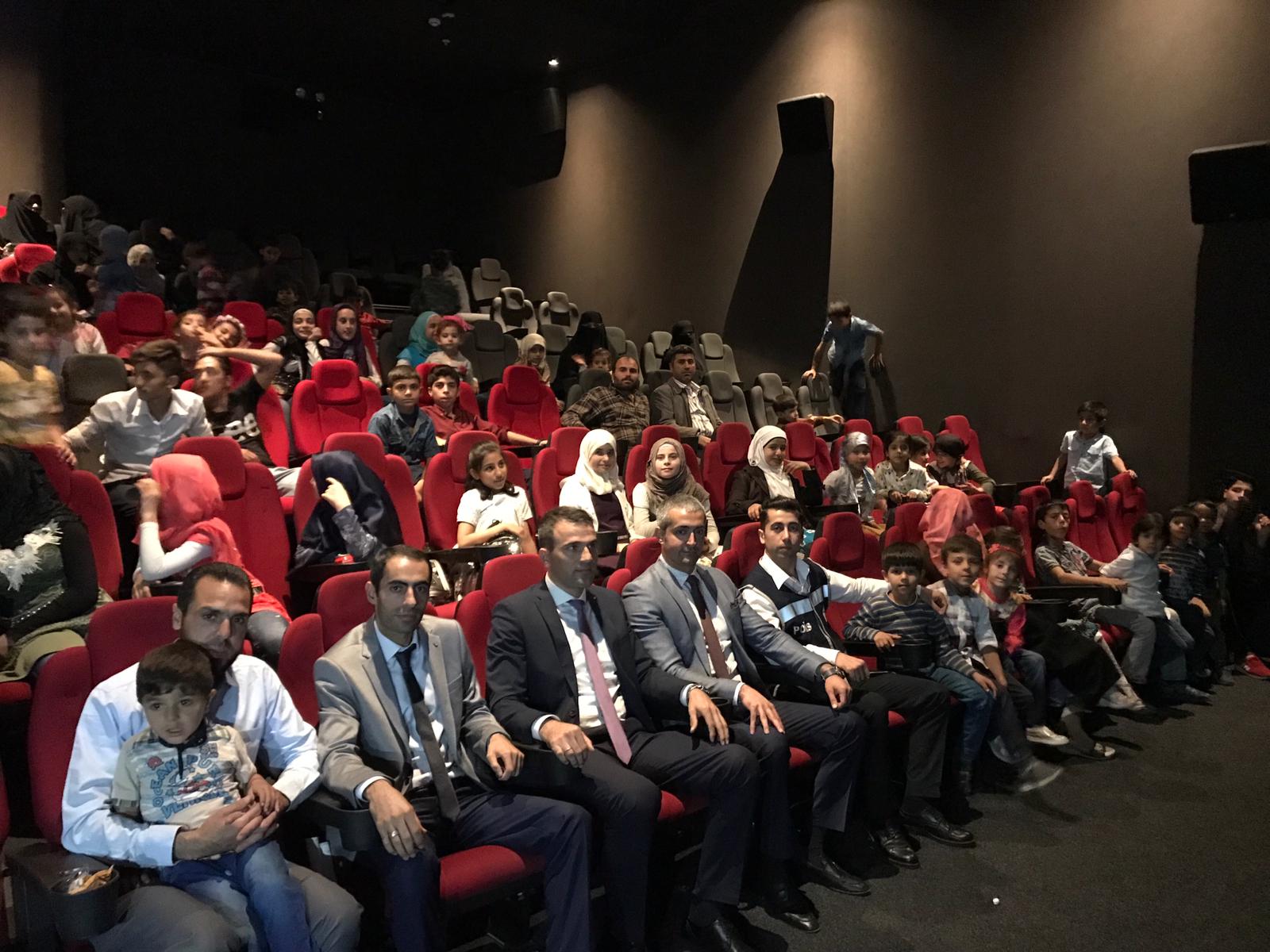 SURİYELİ ÇOCUKLAR SİNEMA İLE TANIŞTI